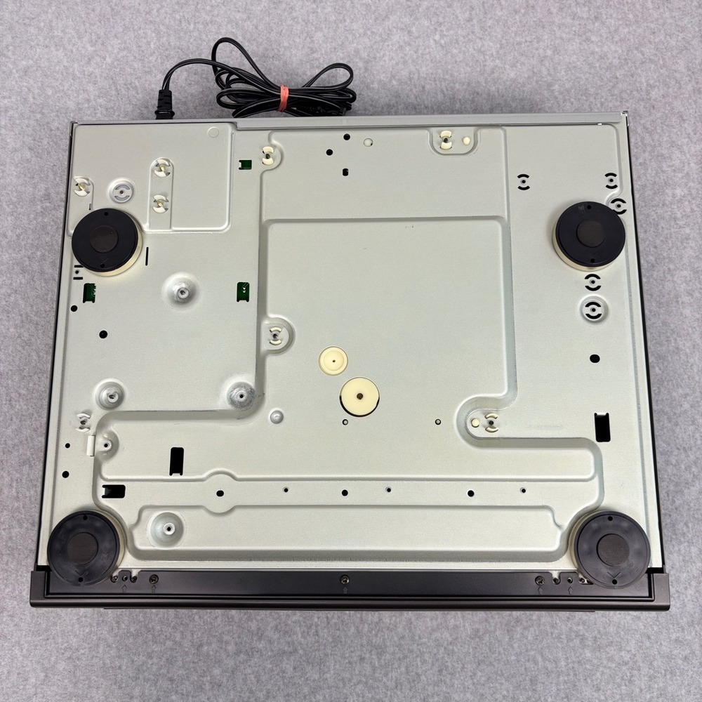 Technics SL-PD687 5-Disc Rotary Compact Disc Changer MASH Player Black No Remote - Picture 9 of 11